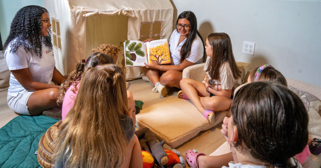 itavi child care professional reading to children